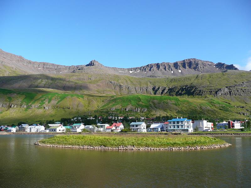 P1040351- Seydisfjordur.JPG - Seydisfjordur